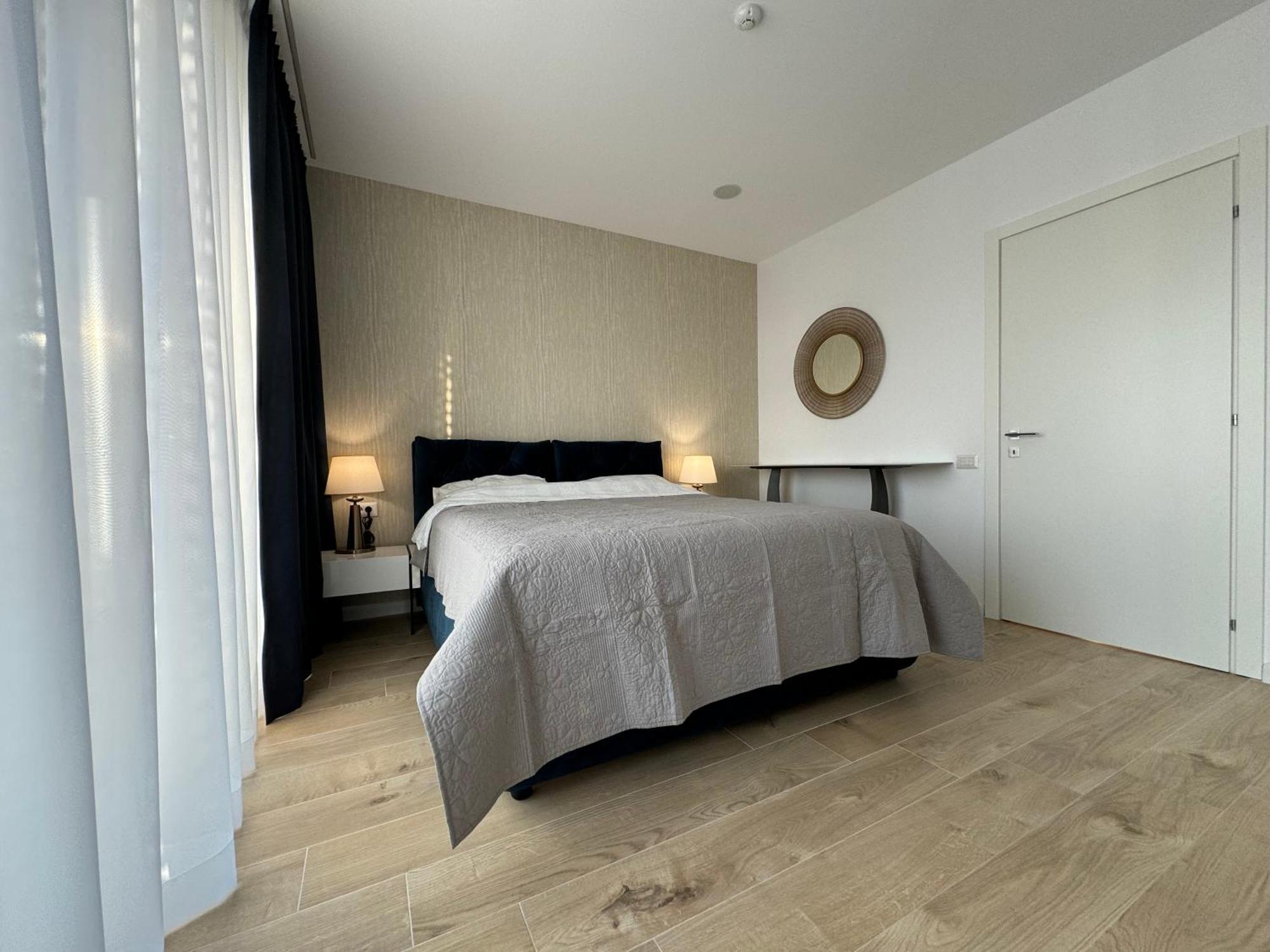 Bel Air Apartments Mamaia Nord Экстерьер фото